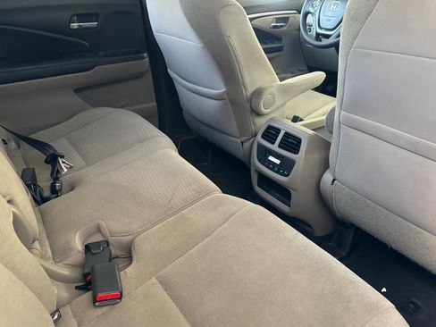 Used 2016 Honda Pilot EX image 30