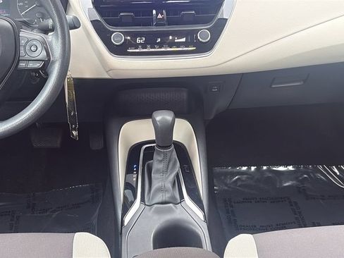 Used 2023 Toyota Corolla LE FWD image 16