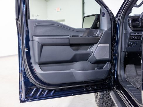 Used 2025 Ford F150 Lariat w/ Equipment Group 501A Mid image 29