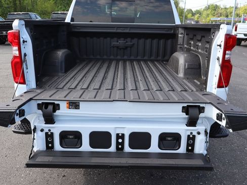 New 2026 Chevrolet Silverado 1500 High Country w/ Technology Package AWD/4WD image 26