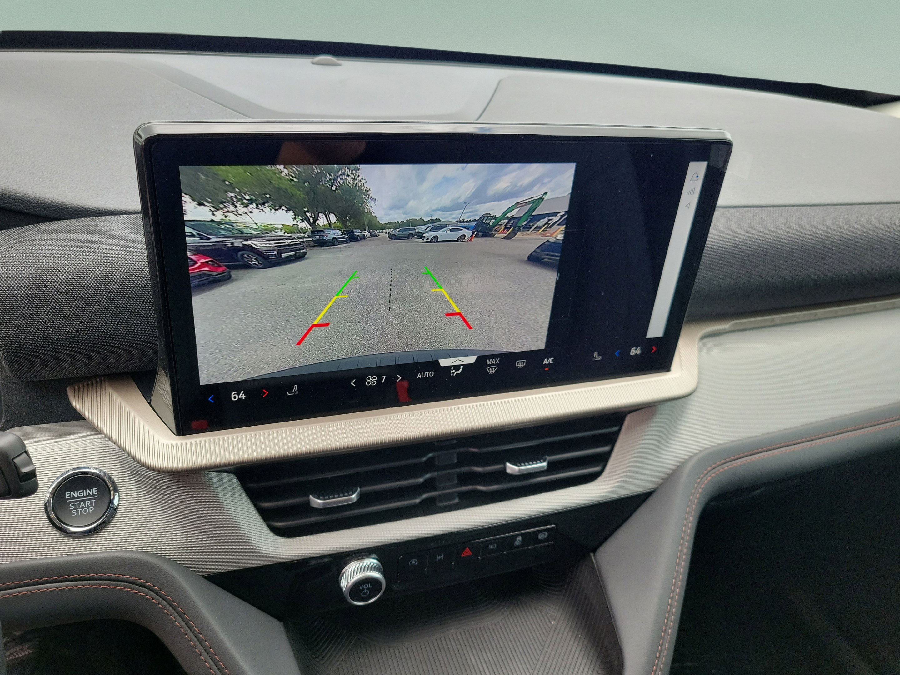 New 2026 Ford Explorer Active RWD image 26