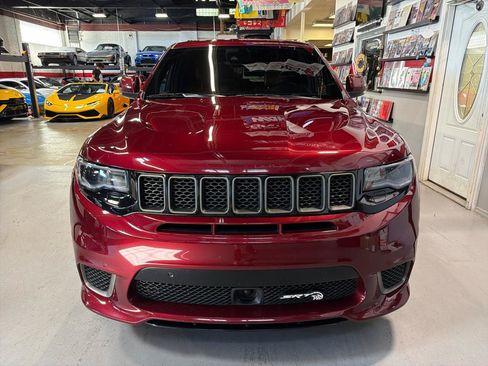 Used 2021 Jeep Grand Cherokee Trackhawk w/ Trailer Tow Group IV AWD/4WD image 2