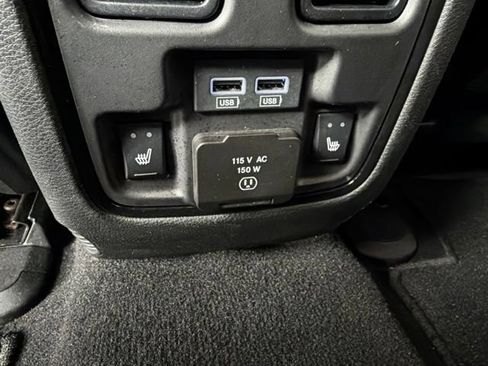 Used 2024 Dodge Durango GT AWD/4WD image 15