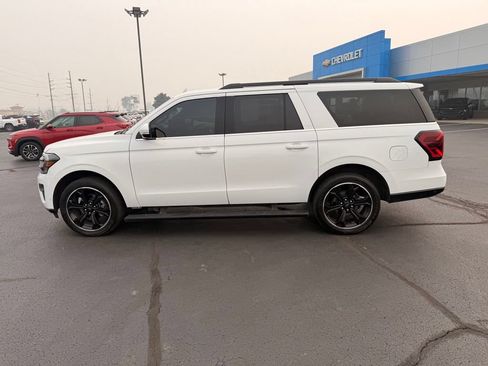 Used 2022 Ford Expedition Max Limited w/ Equipment Group 303A AWD/4WD image 2