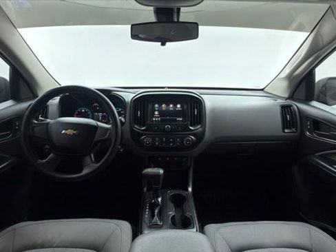 Used 2019 Chevrolet Colorado W/T RWD image 26