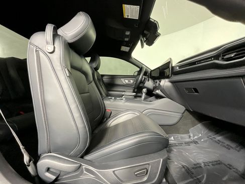 Used 2024 Ford Mustang GT Premium w/ GT Performance Package image 19