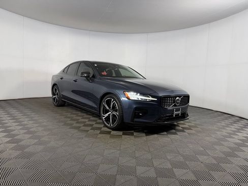 Used 2024 Volvo S60 B5 Core AWD/4WD image 5