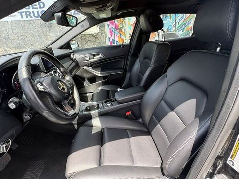 Used 2018 Mercedes-Benz GLA 250 4MATIC w/ Premium Package image 14