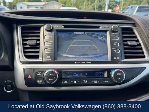 Used 2019 Toyota Highlander Limited AWD/4WD image 43