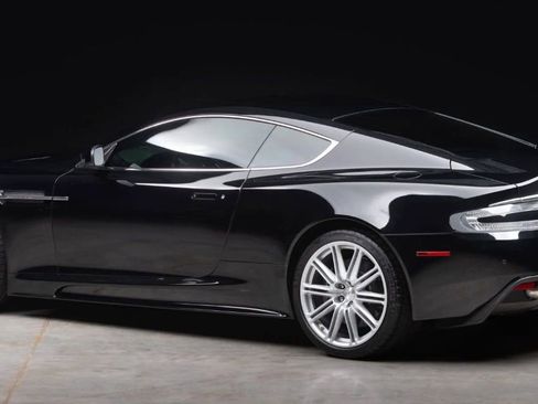 Used 2009 Aston Martin DBS Coupe RWD image 2