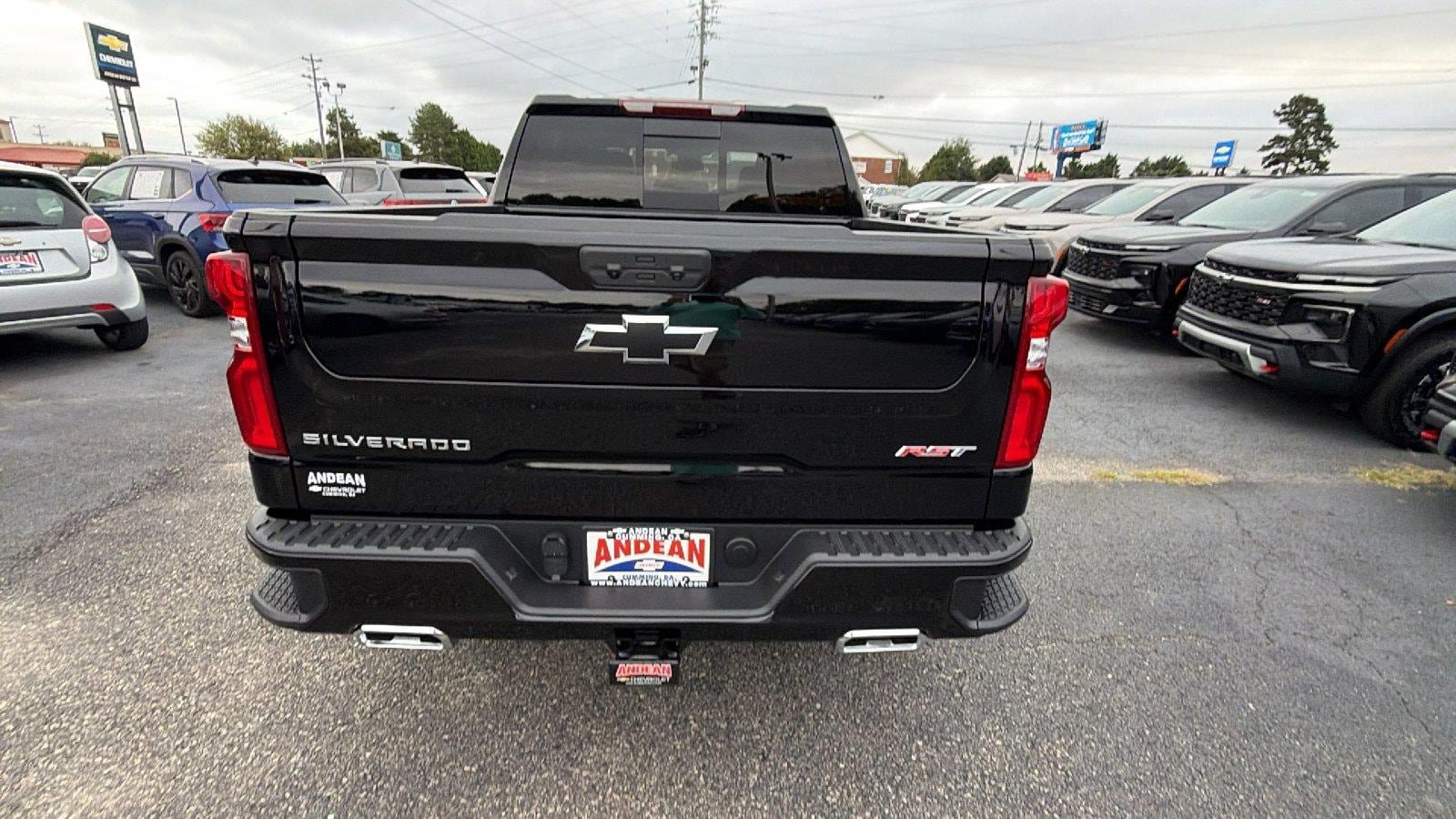 New 2026 Chevrolet Silverado 1500 RST w/ Convenience Package II AWD/4WD image 9