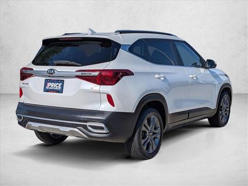 Used 2021 Kia Seltos S FWD image 5