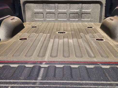New 2026 RAM 2500 Laramie AWD/4WD image 24