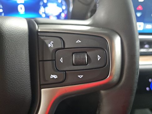 Used 2023 Chevrolet Silverado 1500 LT AWD/4WD image 18