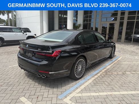 Used 2022 BMW ALPINA B7 xDrive AWD/4WD image 11
