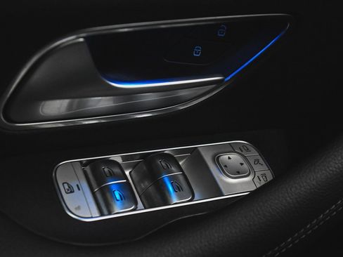 Used 2025 Mercedes-Benz GLE 450 GLE 450 w/ Night Package image 9