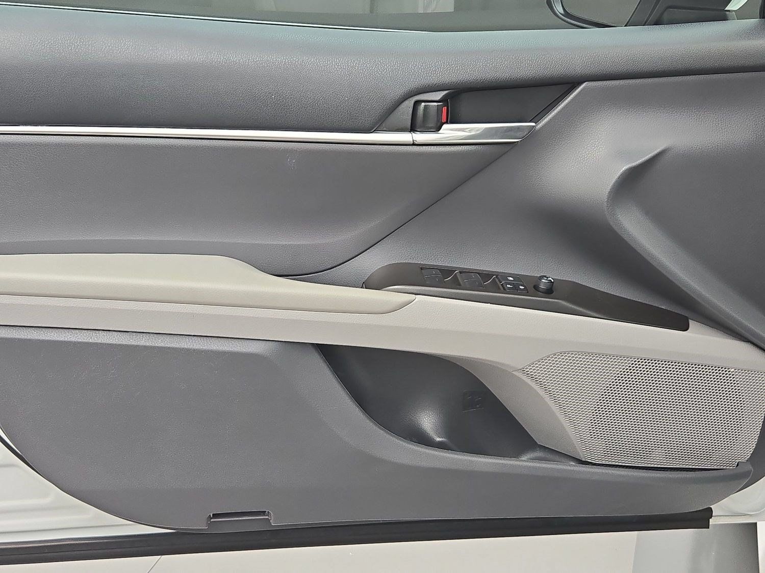 Certified 2023 Toyota Camry LE FWD image 16
