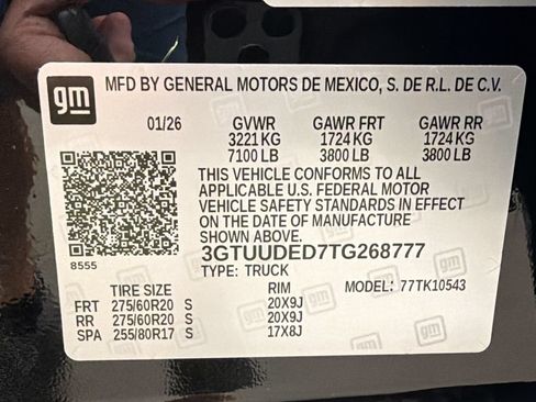 Used 2026 GMC Sierra 1500 SLT w/ SLT Premium Plus Package AWD/4WD image 44