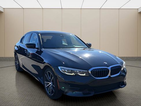 Used 2019 BMW 330i Sedan w/ Convenience Package image 7