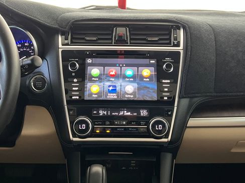 Used 2019 Subaru Outback 2.5i Limited AWD/4WD image 20