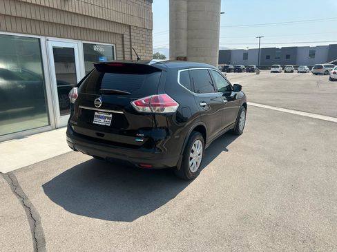 Used 2014 Nissan Rogue S AWD/4WD image 16