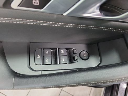 Used 2023 BMW X6 xDrive40i image 39