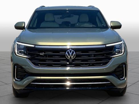 Used 2025 Volkswagen Atlas Cross Sport SEL Premium R-Line AWD/4WD image 4
