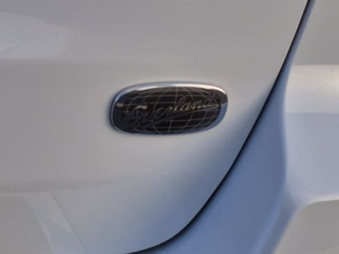 Used 2019 Jeep Grand Cherokee Overland image 23