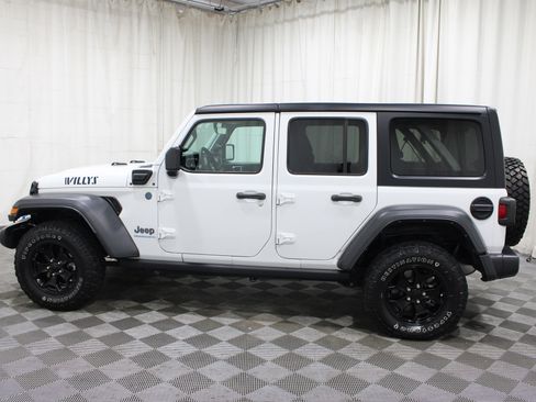 Used 2023 Jeep Wrangler Unlimited w/ 8.4" Radio Group AWD/4WD image 32