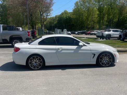 Used 2015 BMW 428i Convertible RWD image 12