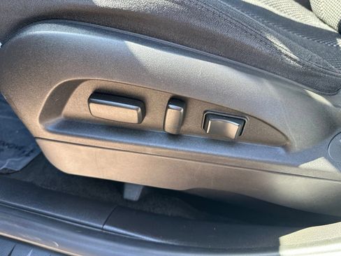 Used 2012 Chevrolet Equinox LT w/ Driver Convenience Package AWD/4WD image 12