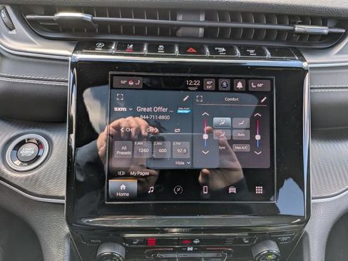 Used 2023 Jeep Grand Cherokee Altitude AWD/4WD image 26