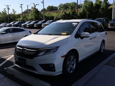 Used 2019 Honda Odyssey EX image 3