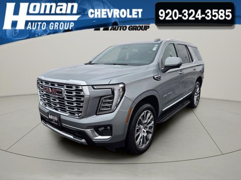Used 2025 GMC Yukon Denali AWD/4WD image 1