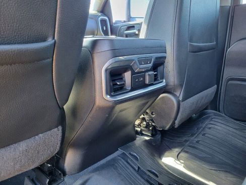 Used 2023 GMC Sierra 3500 Denali image 27