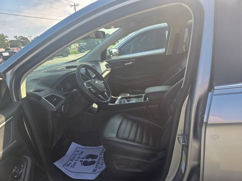 Used 2024 Ford Edge SEL w/ Convenience Package AWD/4WD image 7
