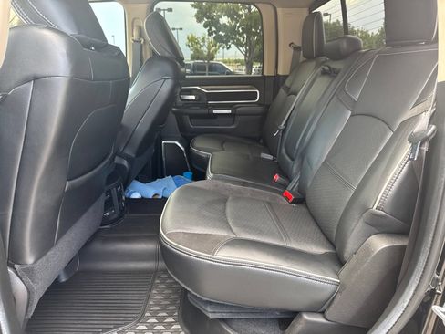 Used 2019 RAM 3500 Laramie AWD/4WD image 6