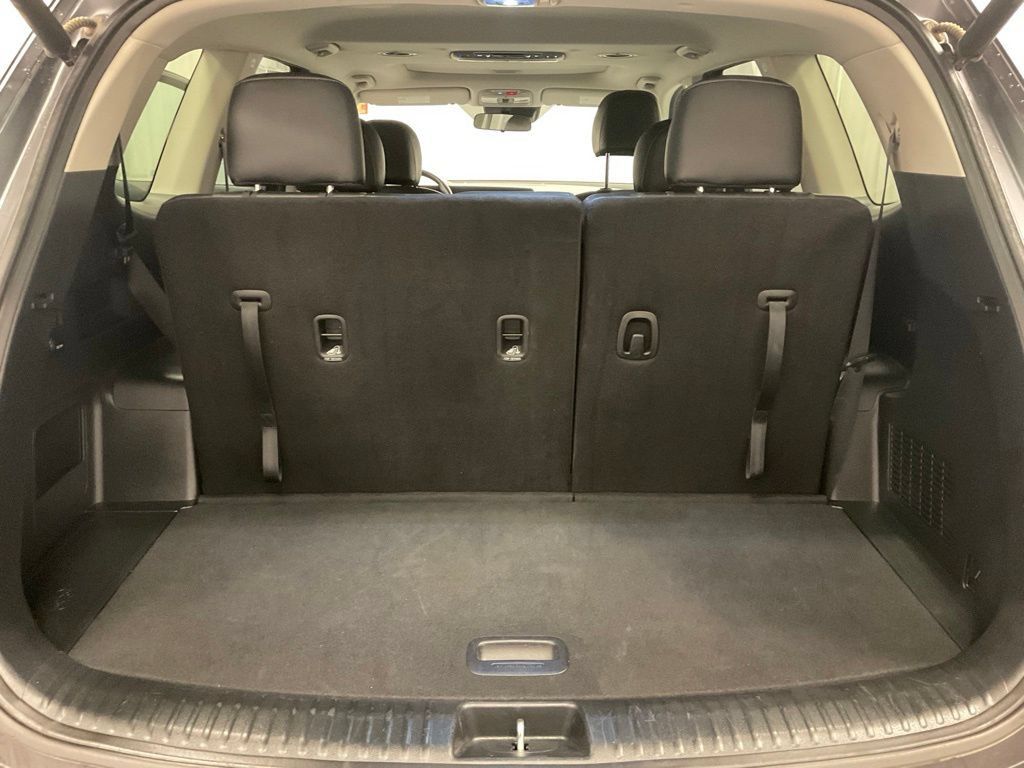 Used 2025 Kia Telluride S AWD/4WD image 9