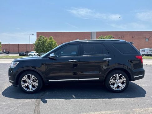 Used 2019 Ford Explorer Platinum AWD/4WD image 8