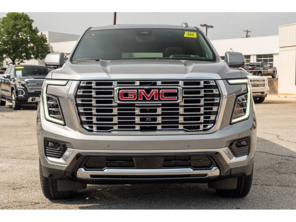 New 2026 GMC Yukon XL Denali w/ Denali Reserve Package AWD/4WD image 3