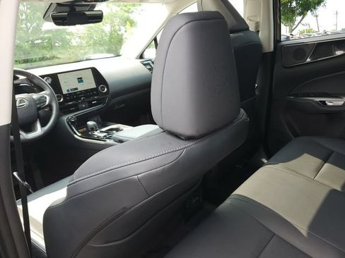 Used 2025 Lexus NX 350 AWD w/ Accessory Package (2T) image 13
