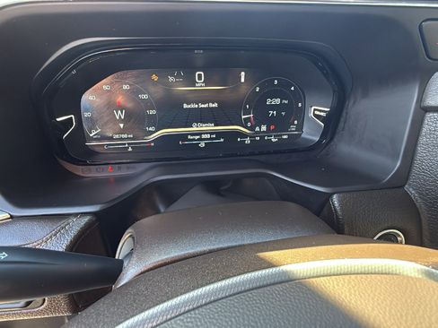 Certified 2024 GMC Yukon Denali image 21