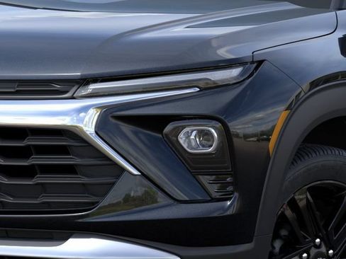 New 2026 Chevrolet TrailBlazer LT w/ Midnight Edition FWD image 12