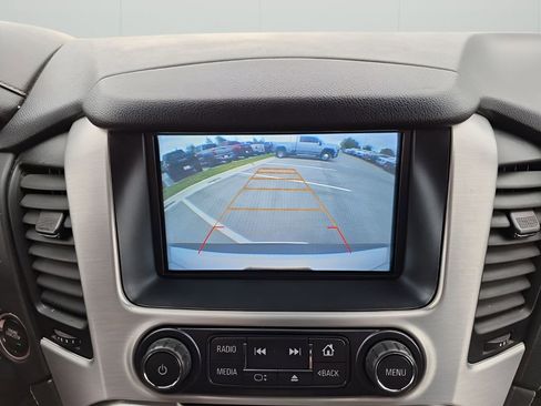 Used 2017 GMC Yukon XL SLT w/ Open Road Package image 46