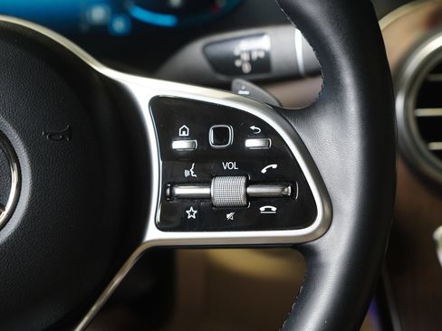 Certified 2022 Mercedes-Benz GLC 300 4MATIC image 17