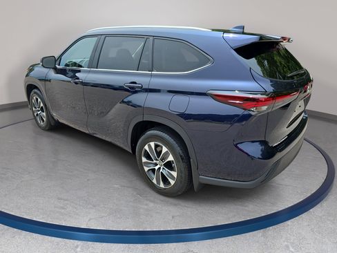 New 2026 Toyota Highlander XLE AWD/4WD image 7