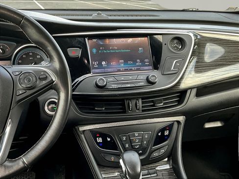 Used 2017 Buick Envision Essence AWD/4WD image 9