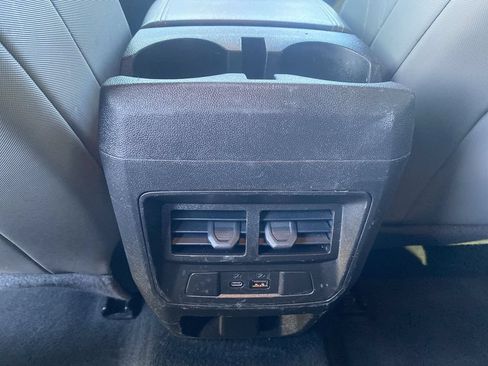 Used 2024 Chevrolet Colorado ZR2 w/ Technology Package AWD/4WD image 22