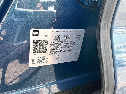 Used 2025 Buick Enclave Preferred FWD image 36
