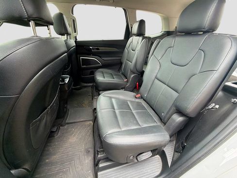Used 2021 Kia Telluride EX w/ EX Premium Package AWD/4WD image 28